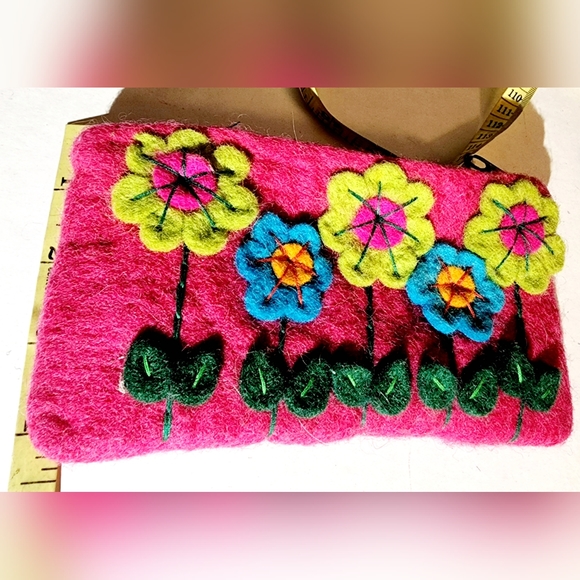 OOAK wool felt hot pink colorful flowers pouch for makeup, toiletries, wallet - Picture 5 of 7